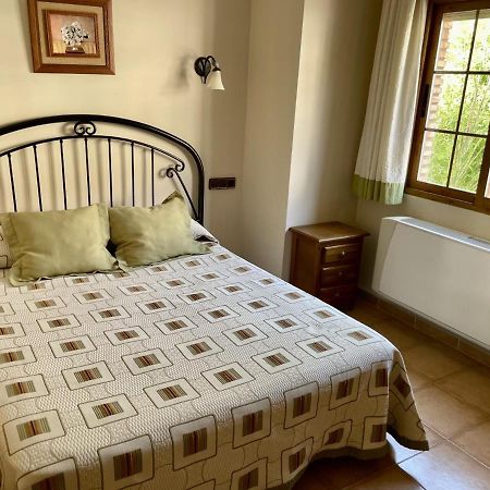 Apartamentos Margarita 阿罗约弗里奥 外观 照片