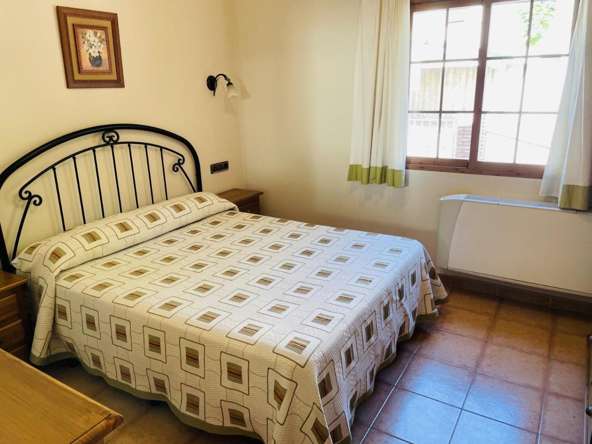 Apartamentos Margarita 阿罗约弗里奥 外观 照片